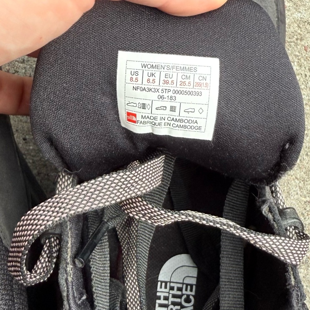 The North Face Women's Raedonda Boot Sneakers size 8.5 - Picture 5 of 8